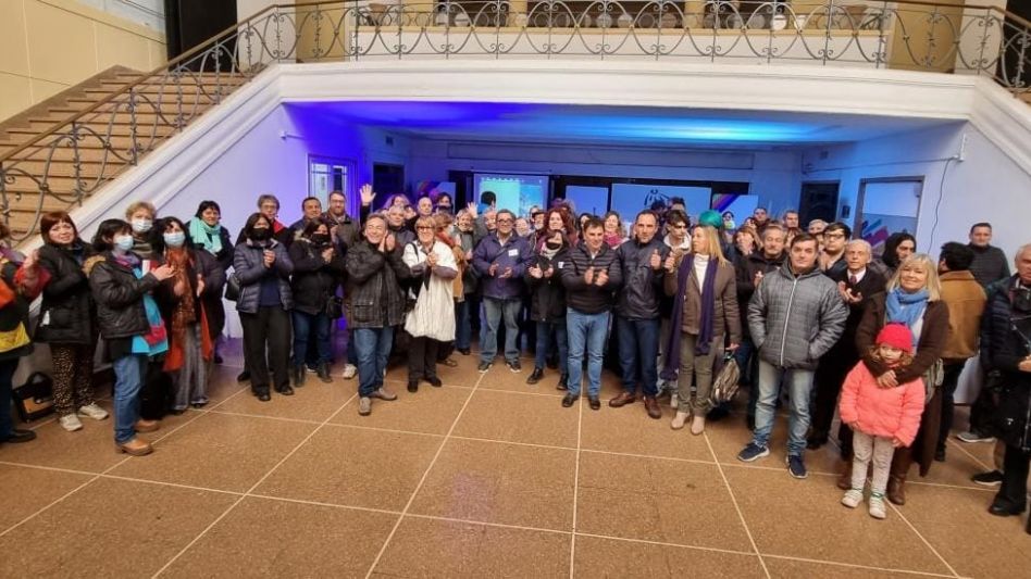 Tercer Aniversario   de la Radio Pública  