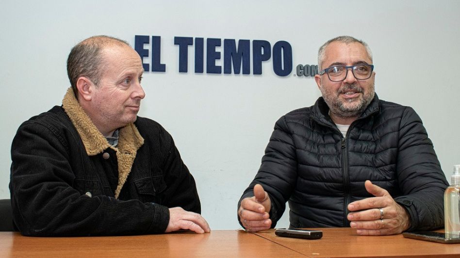 Guillermo Albornoz y Pedro Di Cataldo pisaron más de 35 escenarios recorriendo la Provincia de Buenos Aires, haciendo humor. FOTO: NACHO CORREA