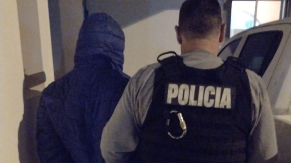 Luego de que fuera detenido en Azul el pasado 4 de mayo, el encausado continúa alojado en la Subcomisaría de Chillar.