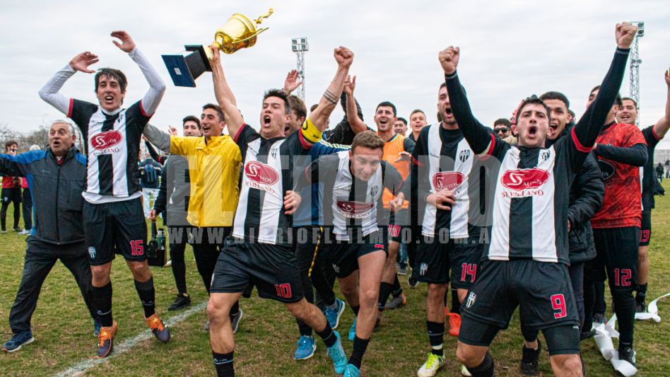 Alumni es el campeón de campeones. Foto: Nacho Correa.