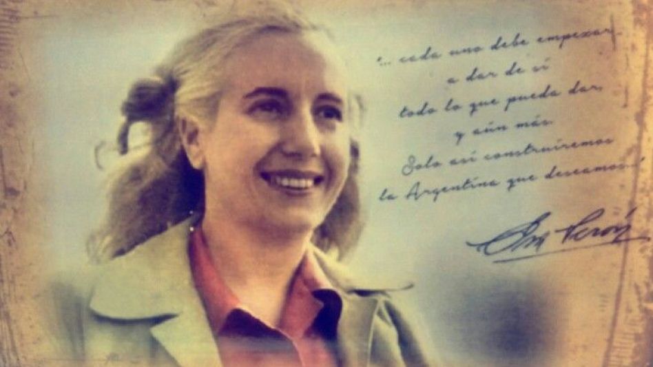 Homenaje a Evita en el Cementerio local 