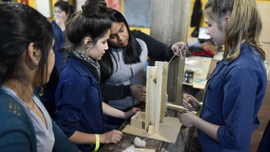 Secundarias técnicas: creció la matrícula, pero la participación femenina aún es un desafío pendiente