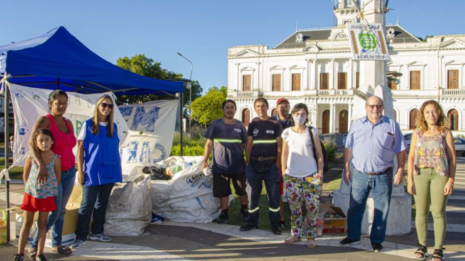 Una de las jornadas de acopio que se realizó tiempo atrás en la plaza San Martín de esta ciudad. ARCHIVO/NACHO CORREA