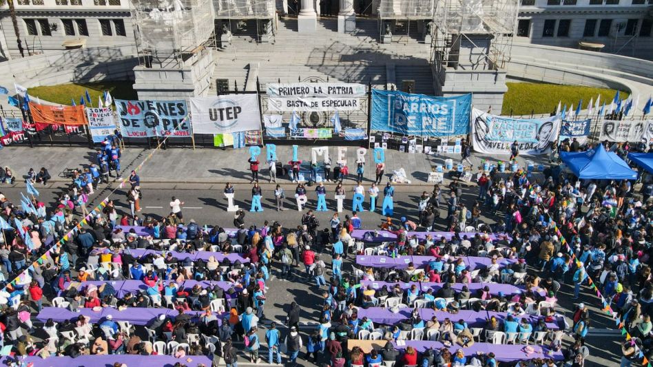 En el Congreso, Barrios de Pie denunció que el campo "busca desestabilizar"