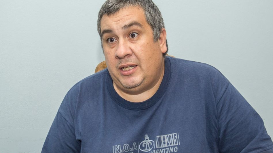 Javier Cabral, Dirigente del SUTEBA Azul.