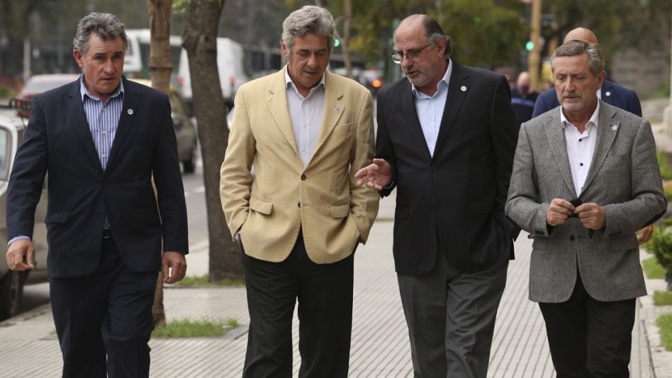 "Tocamos temas que antes no se trataban, pero no podemos esperar": La Mesa de Enlace, tras la reunión con Massa