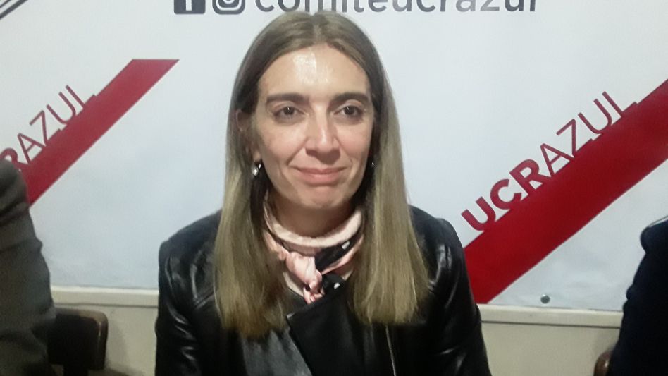 Danya Tavela en Azul se mostró muy crítica con el actual gobierno provincial. AGUSTÍN SCALCINI