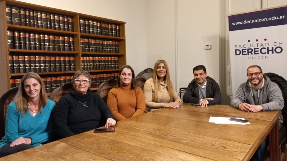 Gabriela Dalla Valle, Patricia Gómez, Lorena Mandagarán, Adriana Ferro, Gerardo Cerabona y Guillermo Ravizzoli, dialogaron con este diario sobre la charla del próximo sábado.