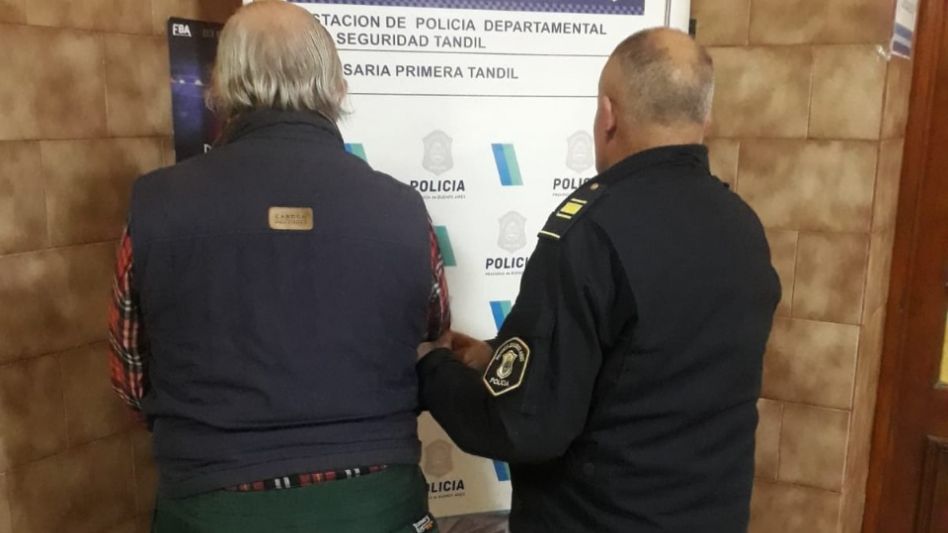 Horacio Luis Castilla, el encausado. La imagen corresponde al 5 de julio pasado, cuando fuera detenido en Tandil tras resultar condenado por este siniestro vial. Ahora goza de prisión domiciliaria.  