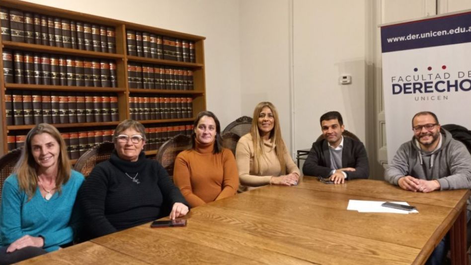 Gabriela Dalla Valle, Patricia Gómez, Lorena Mandagarán, Adriana Monteiro, Gerardo Cerabona y Guillermo Ravizzoli.