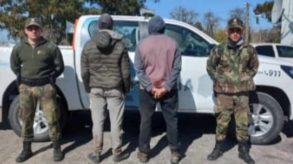 El procedimiento lo realizaron, ayer lunes, agentes del CPR Azul. FOTOS: CPR AZUL/PBA