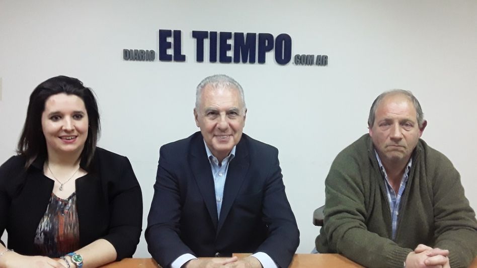 Noelia Arevalo, Hugo Bontempo y Gustavo Díaz cuando visitaron la redacción de diario EL TIEMPO. AGUSTÍN SCALCINI