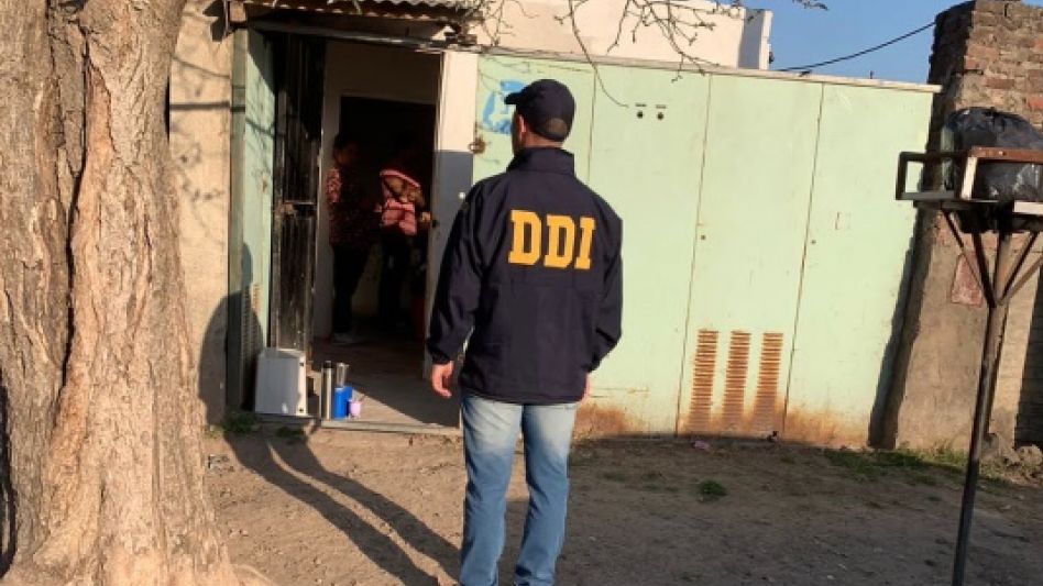 Policías hicieron un allanamiento por un caso de grooming