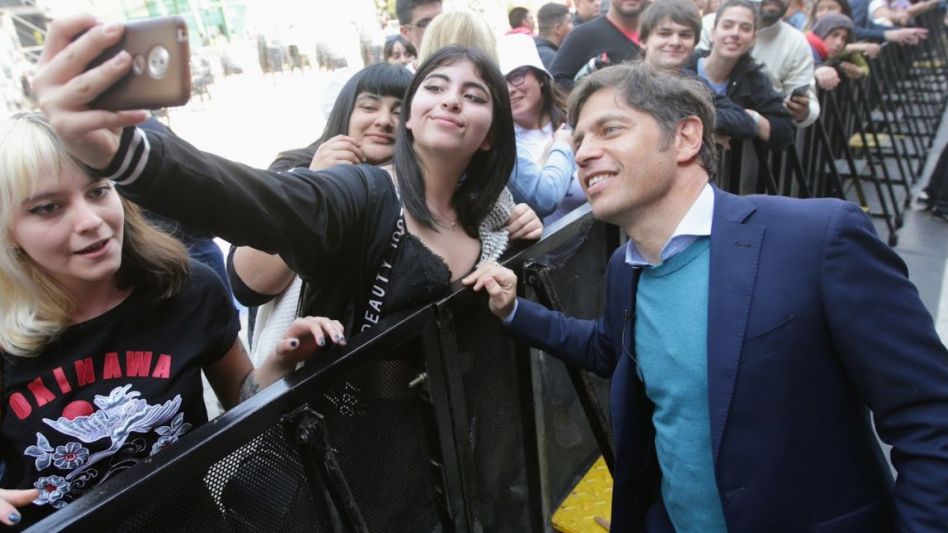 Kicillof anunció la ampliación del boleto estudiantil universitario a distritos del interior bonaerense