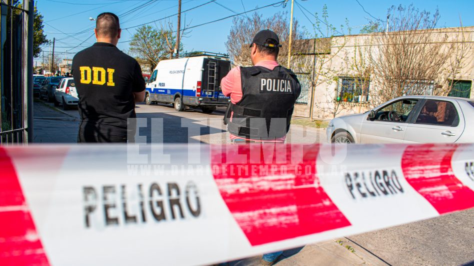 Allanaron una vivienda en el Barrio Del Carmen: investigan a una mujer 