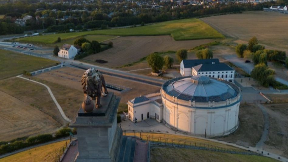 Tras los ecos de Waterloo