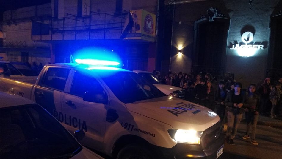 Personal policial tuvo que concurrir al boliche donde esta fiesta se estaba realizando.  NACHO CORREA