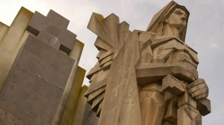 Invertirán 36,6 millones de pesos en  restaurar la portada del cementerio