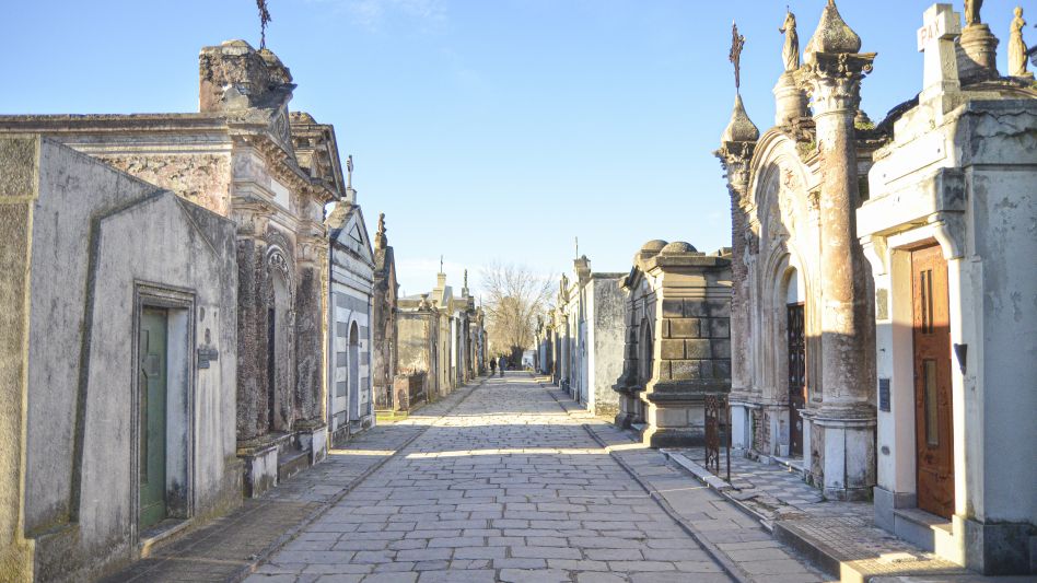 Un vecino de esta ciudad denunció nuevos hechos de robos en el Cementerio Municipal. ARCHIVO/EL TIEMPO/NACHO CORREA