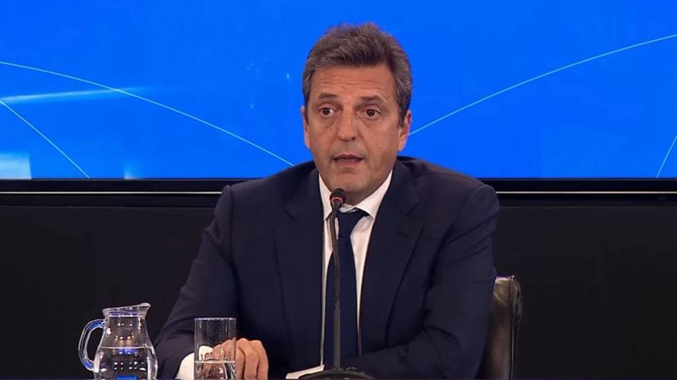 Massa: cifras récord en liquidaciones y exportaciones por "dólar soja" y anuncios para el sector