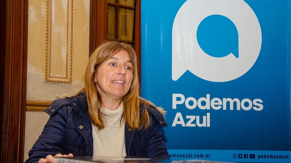 La presidenta de Podemos Azul, Ximena Bengolea, invitó a los azuleños a la capacitación que brindarán este jueves 6 de octubre en su sede de calle Yrigoyen 586. FOTO: NACHO CORREA