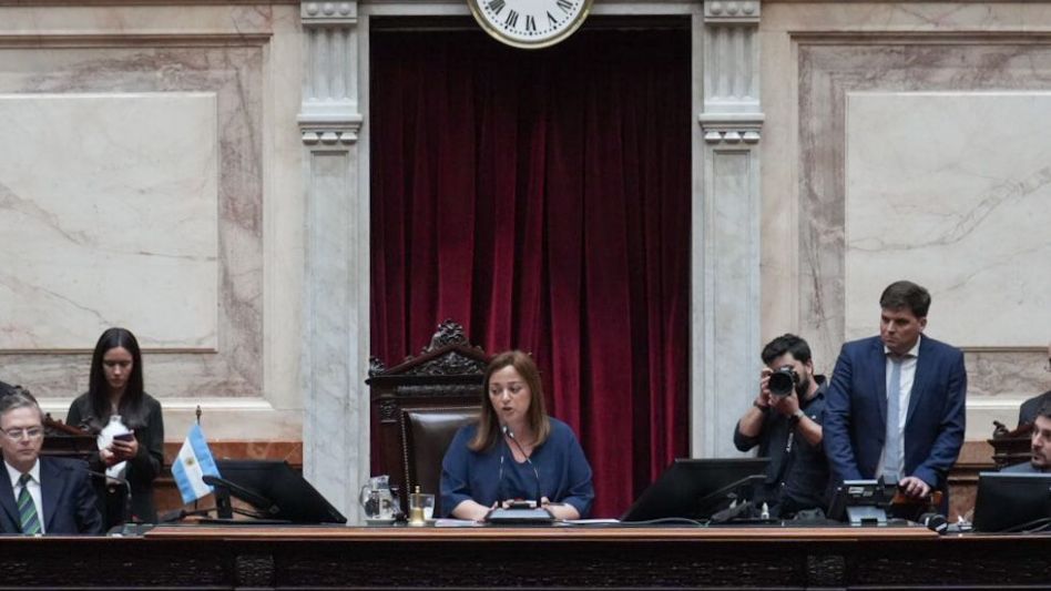 Cecilia Moreau acordó con todos los bloques cómo seguirá el tratamiento del Presupuesto en Diputados