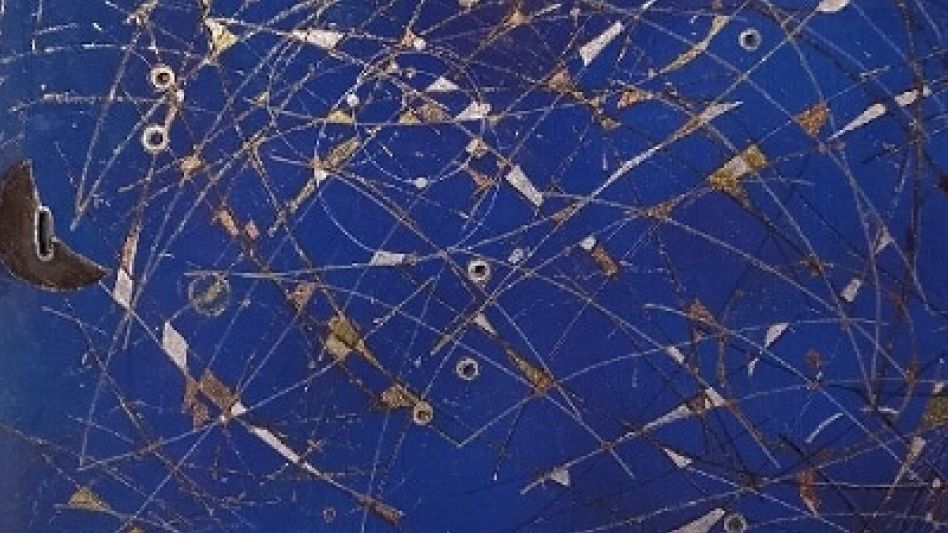 Hoy en el Museo Comunitario (Colón 676) a las 19,30 horas se llevará a cabo la inauguración de la exposición denominada ...en espíritu azul... de la artista azuleña Adriana Rodríguez: AdriR.