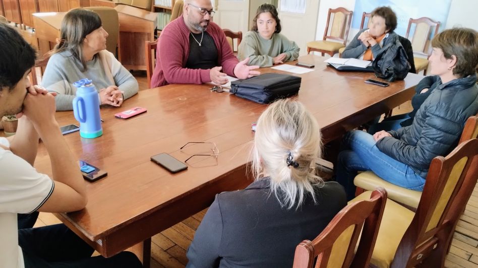 Concejales y autoridades recibieron a alumnos del Instituto 2