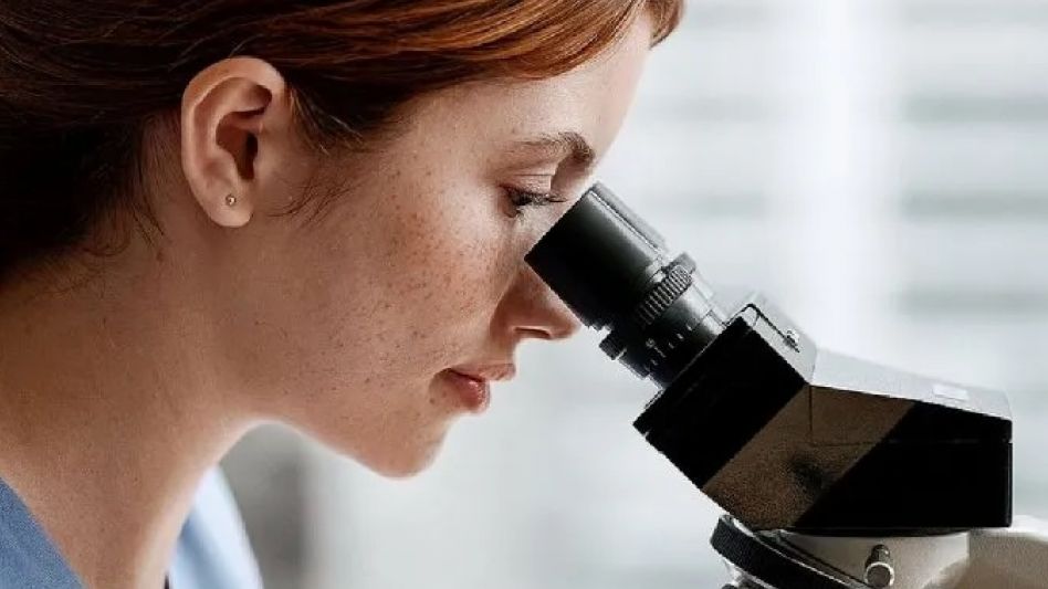 Octubre Rosa por el cáncer de mama: para qué sirven las pruebas genéticas