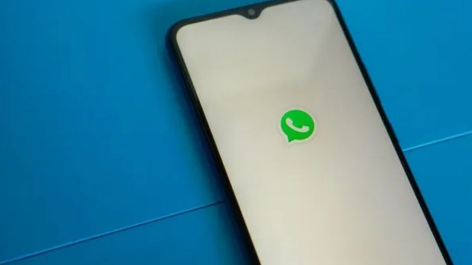 Qué significan los tres puntitos en los chats de WhatsApp