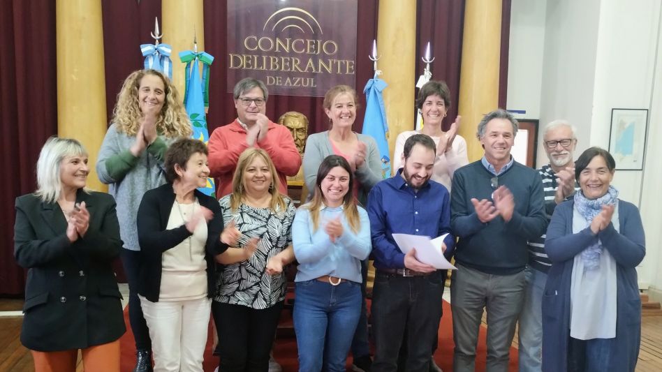 Entrega de Resolución y visita de alumnos