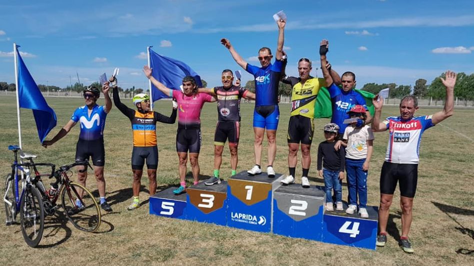Carlos Piazza ocupó el segundo puesto en la categoría Master C.