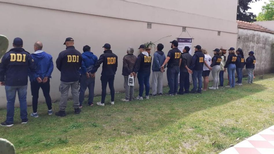 Cómo actuaba la banda que estafó por más de $ 50 millones en una veintena de ciudades de la provincia