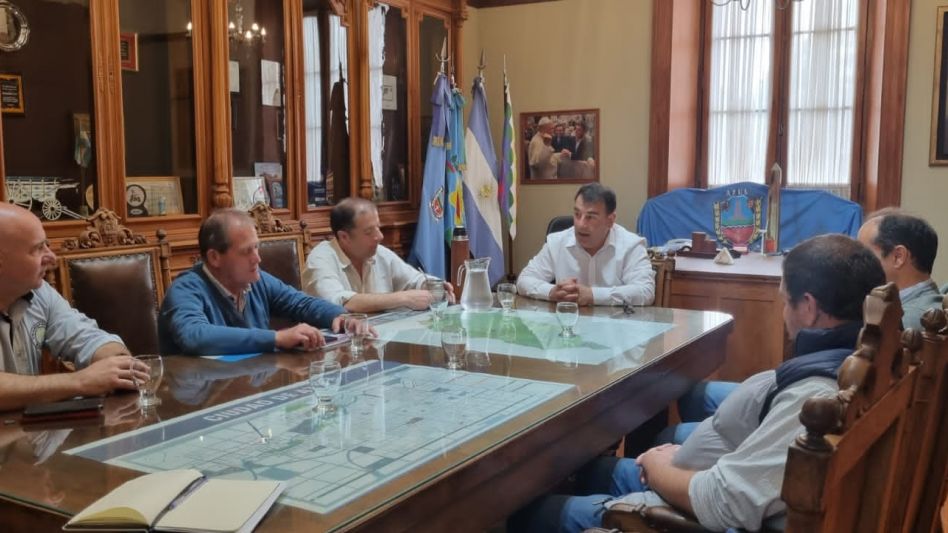 Reunión autoridades de la Empresa Transportes Malvinas