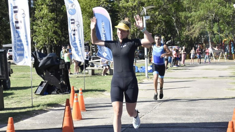 La general de Damas quedó en poder de la triatleta juninense Luján Lugli Foto: gentileza Los Flamencos