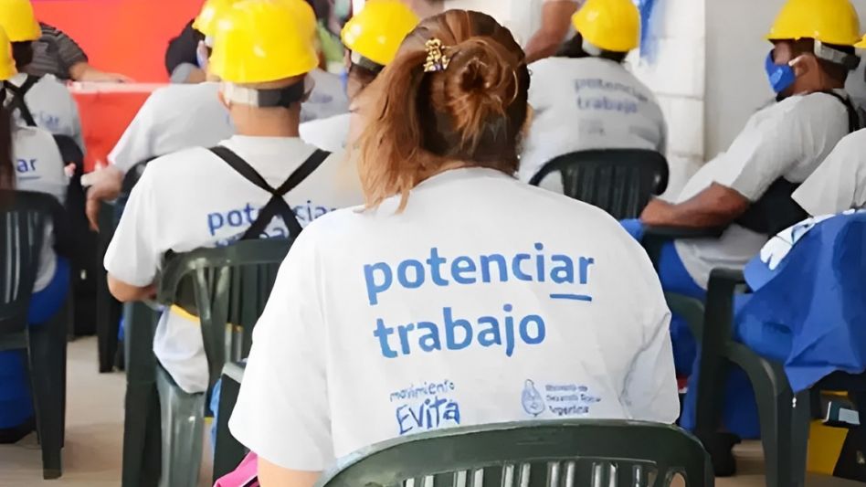 Según un informe de la AFIP, 2.800 muertos cobran el plan Potenciar Trabajo