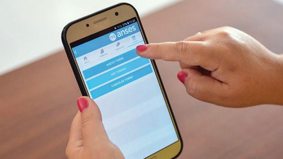 Comenzó el pago de la primera cuota de $ 22.500 del bono de Anses