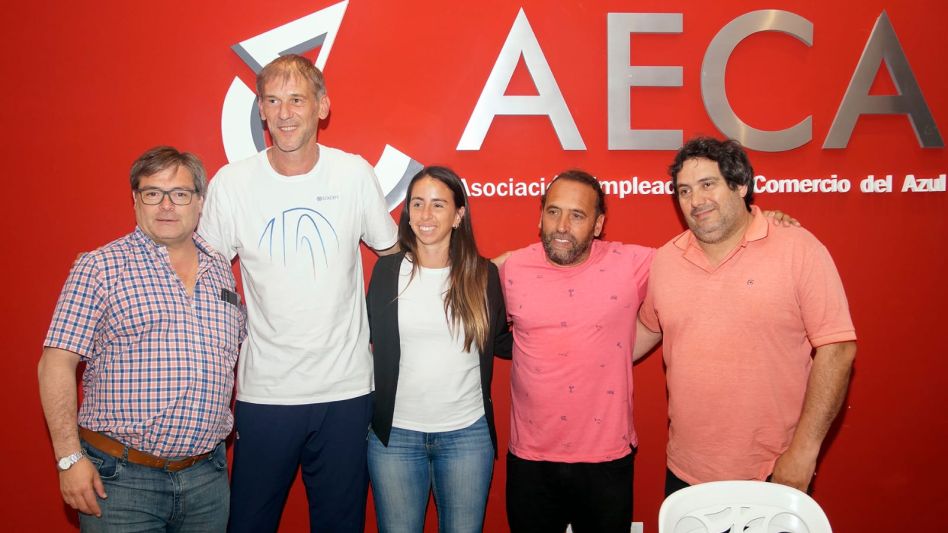 Jorge Ferrarello, Marcos Milinkovic, Stefania Rabbazano, Germán Pérez y Sergio Cornec, en la presentación del evento promovido por AECA.  FOTO PRENSA AECA