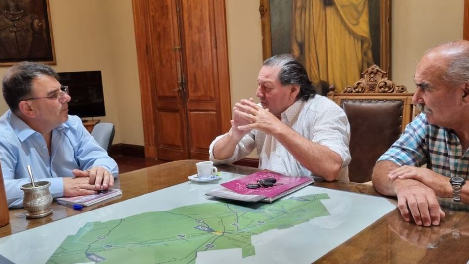 El intendente mantuvo un encuentro con la   Asociación de Pilotos de la Fórmula Azul 