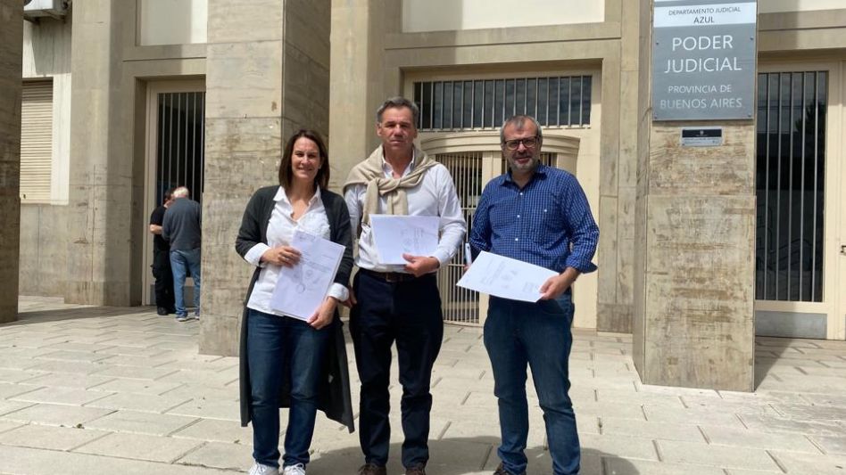 Los concejales Natalia Colomé (Podemos Azul), Ramiro Ortíz (PRO) y Joaquín Propato (Frente de Todos).