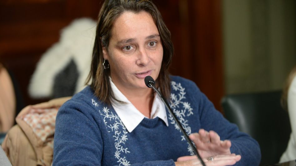 La senadora azuleña Lorena Mandagarán (GEN-Juntos).