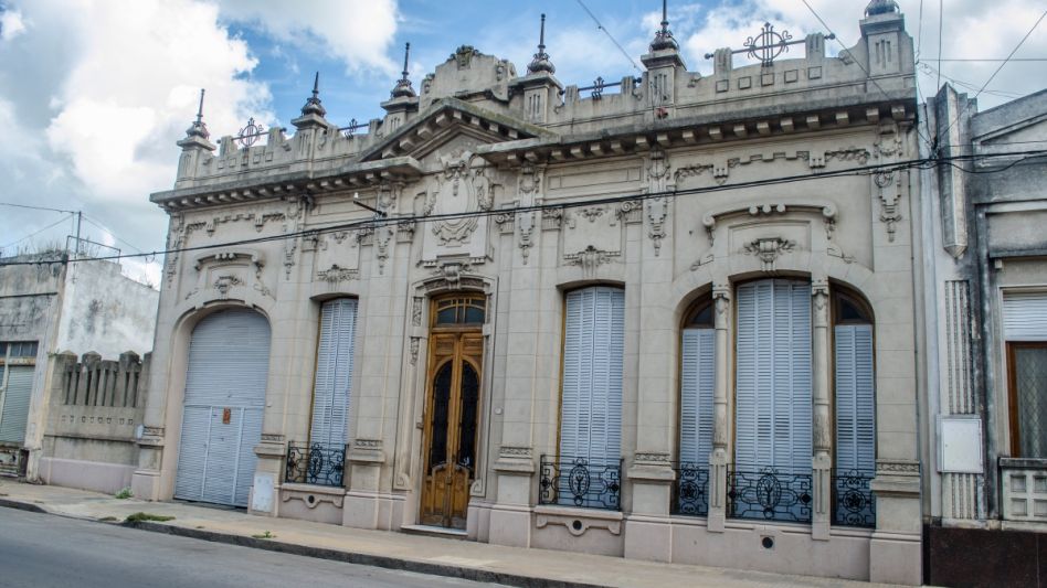 Homenaje y muestra de pinturas en Casa Malharro 