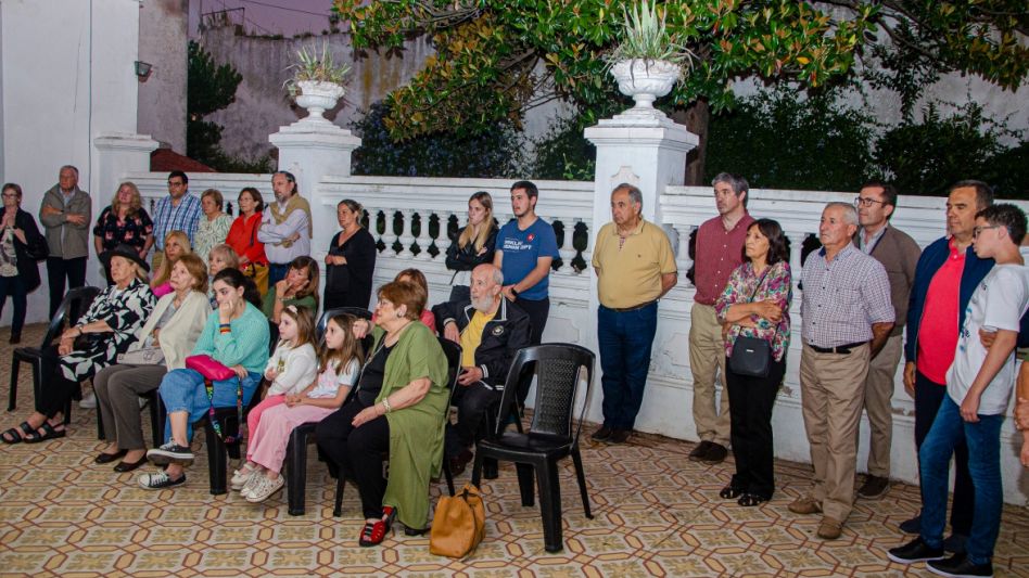  Acto homenaje con arte incluido 