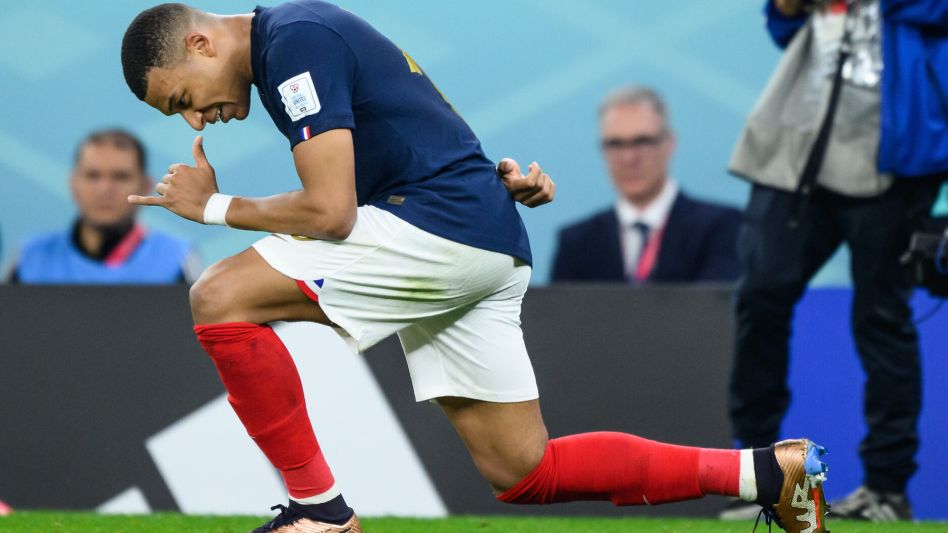 Mbappé brilló y Francia se metió en los cuartos de final