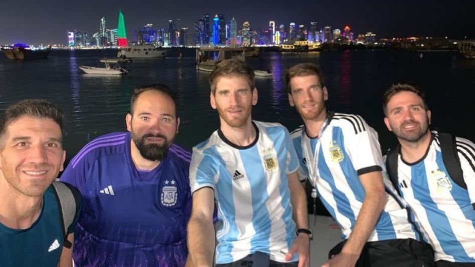 Los cinco amigos que decidieron aventurarse en Qatar. GENTILEZA IGNACIO DURANTE