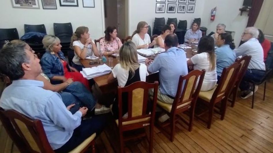 En el Concejo Deliberante tuvo lugar ayer una reunión entre ediles y funcionarios de la Secretaria de Hacienda para abordar el presupuesto elevado desde el Ejecutivo. PRENSA CONCEJO DELIBERANTE 
