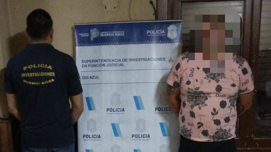 Un azuleño fue detenido ayer lunes. Lo acusan de abusar de su hija y de pedirle fotos de contenido sexual para venderlas. FOTO Y VIDEO: DDI AZUL/PBA