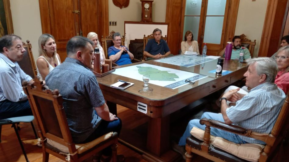 Reunión entre el Ejecutivo y la COVIR