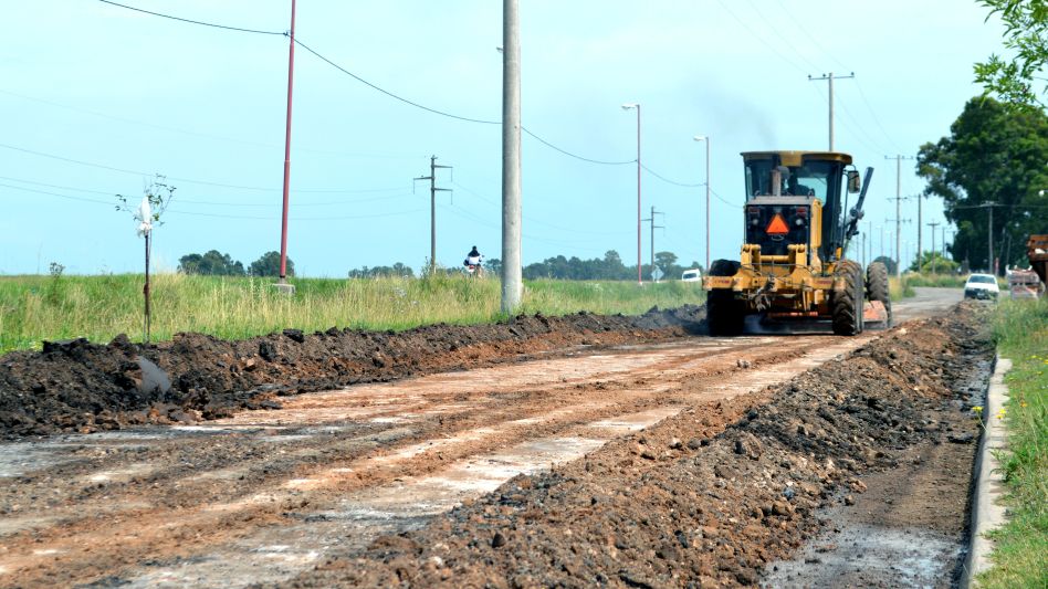 Trabajos de mantenimiento de calles de tierra