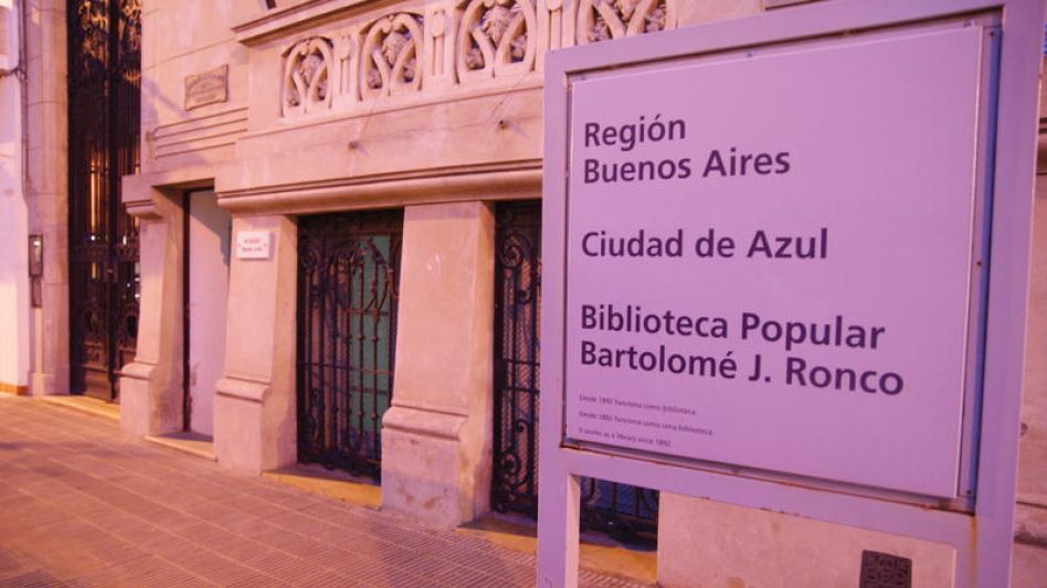 Continúan las exposiciones en el Complejo Ronco. Una de éstas es en la Biblioteca Bartolomé J. Ronco.   ARCHIVO NACHO CORREA